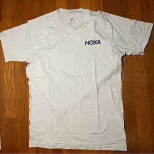 HOKA x Rabbit EZ Tee Perforated Men’s Small. New in Bag.